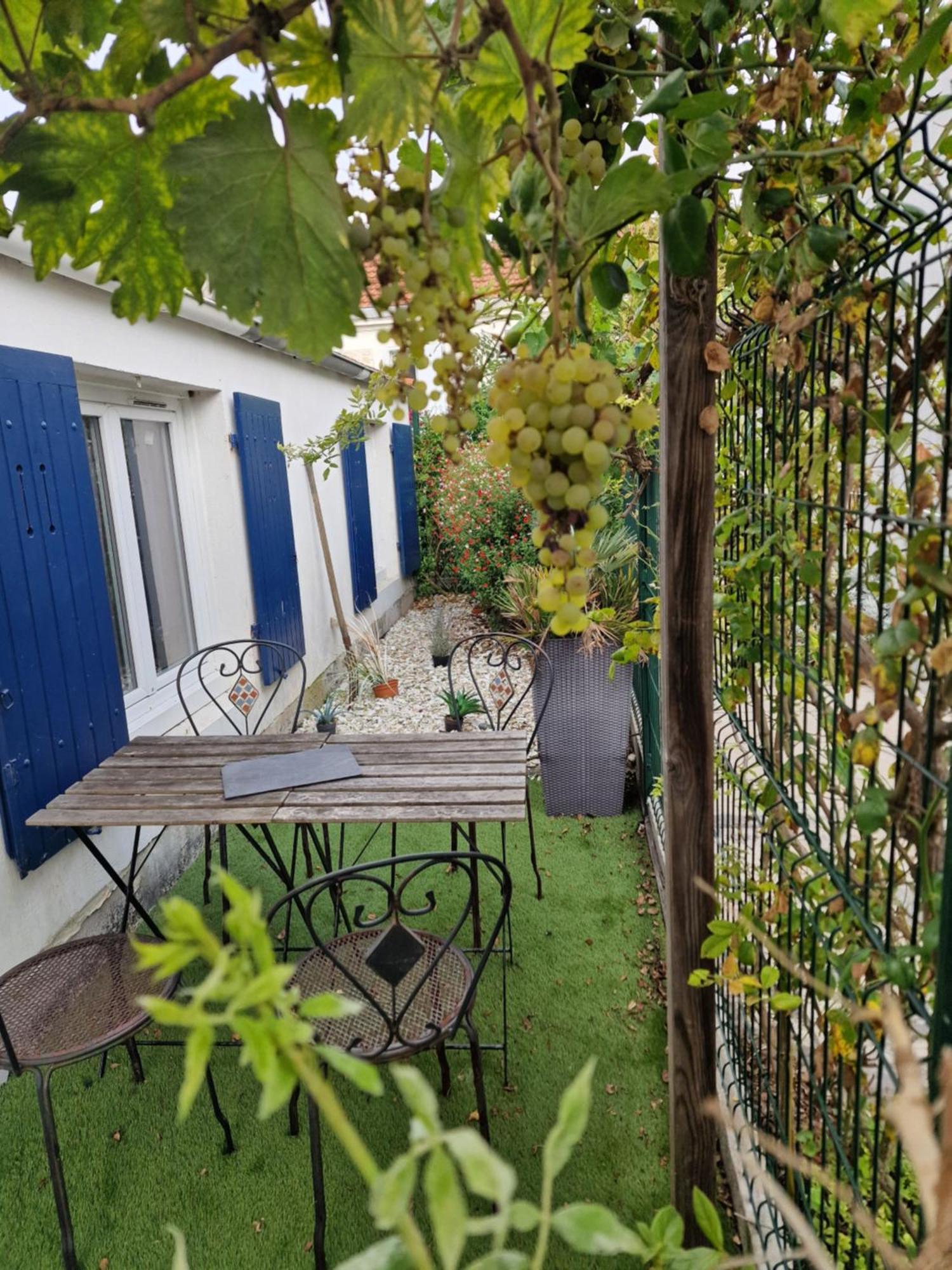 Maison Fetilly, Sweet Home ลาโรแชล ภายนอก รูปภาพ